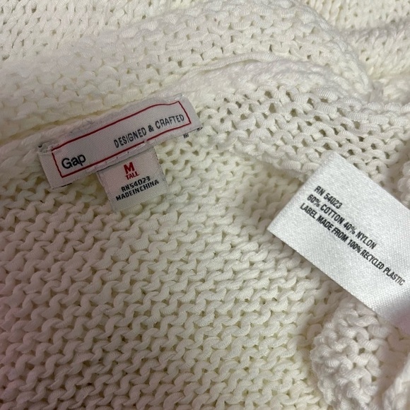 GAP Designed & Crafted Label
Texture Crewneck Sweater Ivory Color
Tall Medium - Picture 6 of 6